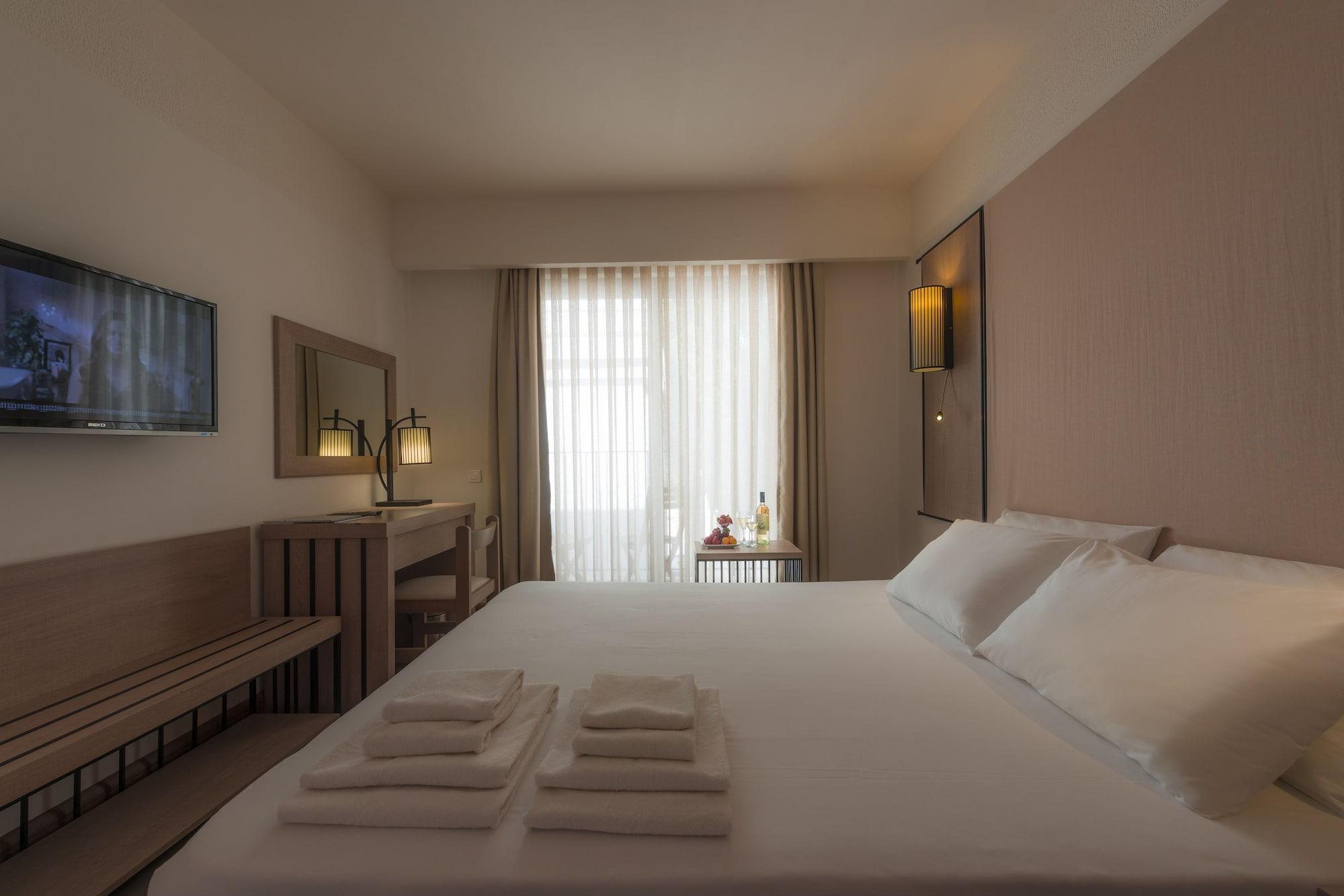 Liv Hotel By Bellazure Akyarlar Bagian luar foto